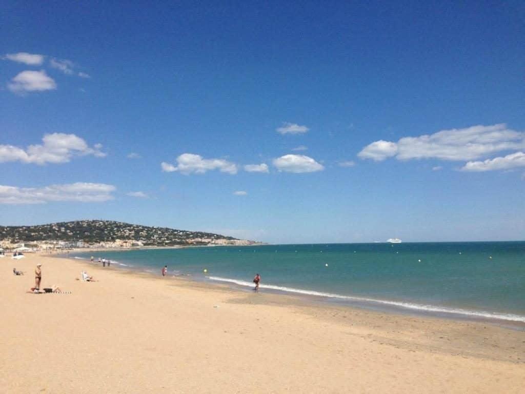 Grand Appartement 109M2 Vue Sur Quai Centre Ville,Wifi Sete Luaran gambar